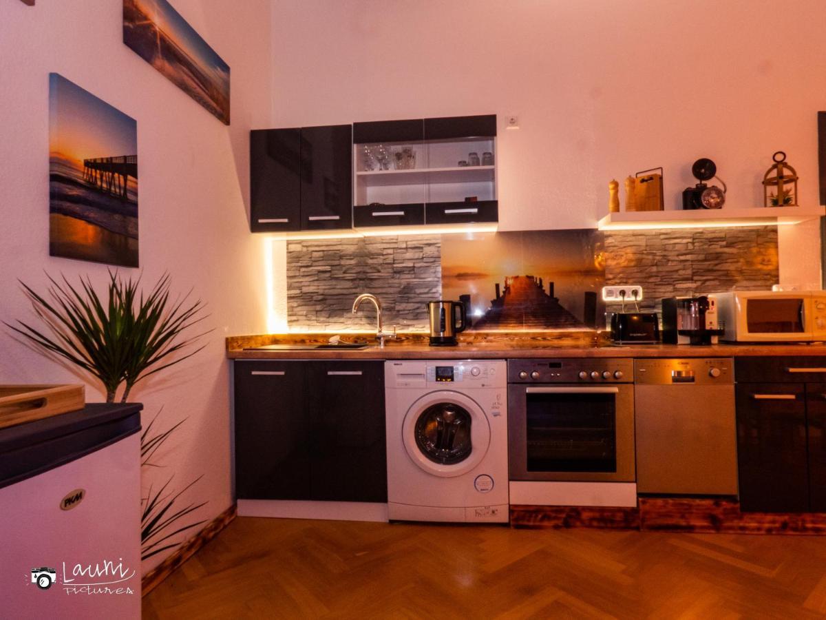 #211 Lux-Appart - Zentrum Neuss - Duesseldorf Messe - Netflix & Prime Exterior photo